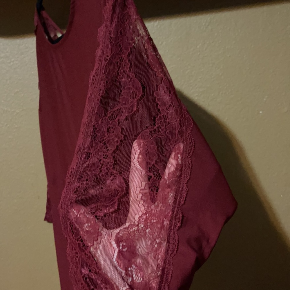 Top - Picture 2 of 3